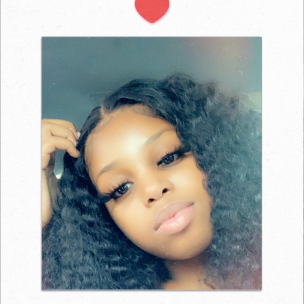 Meet your Posher, Orina